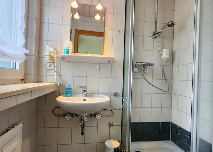 Ferienapartment Mw 2b Weserbergland An Der Weser Inkl Kueche, Waesche, Lan, Parkplatz, Self Checkin